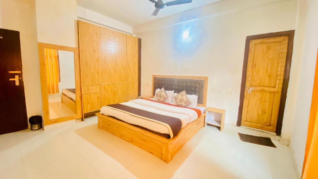 Hotel Purnima Riverside 카솔 외부 사진