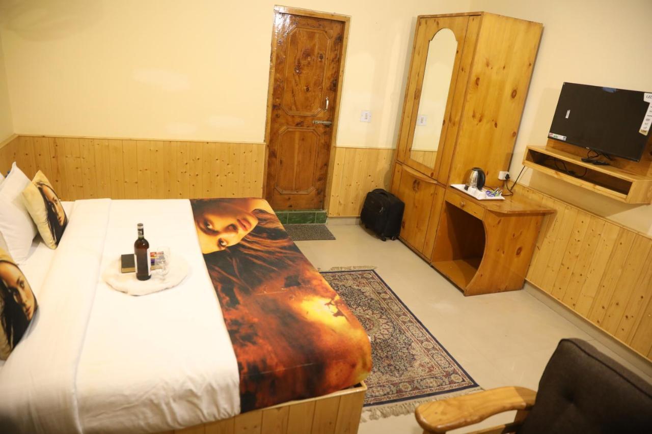 Hotel Purnima Riverside 카솔 외부 사진